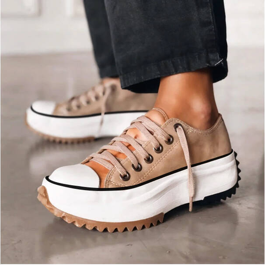 Lian | Pain Relieving Sneakers